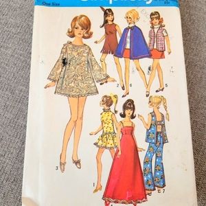 Vintage 1969 Simplicity Sewing pattern No 8466 Dolls like Barbie , Maddie Mod